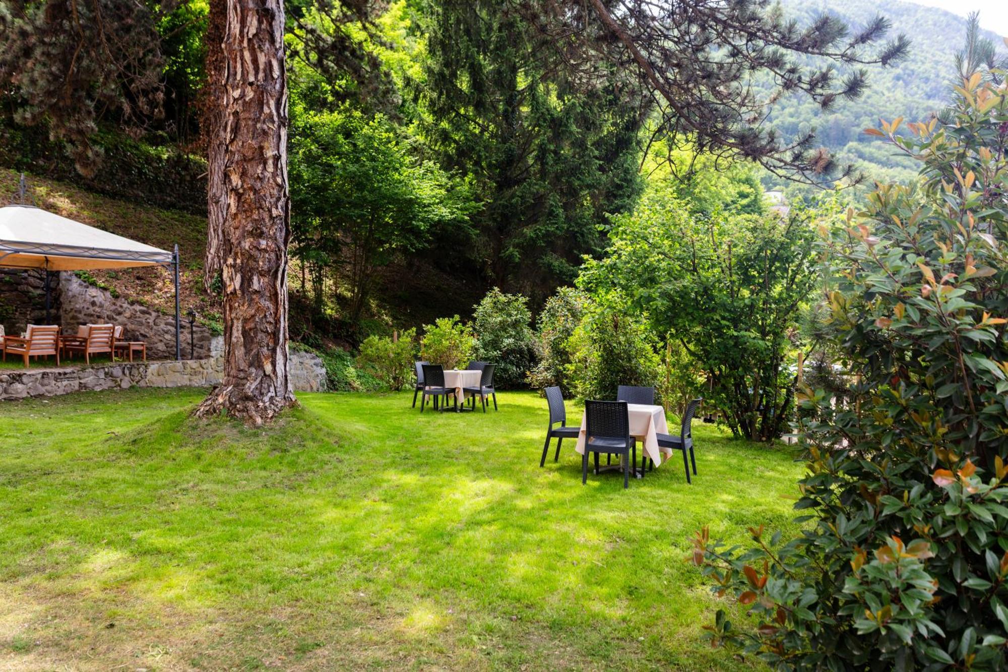 Hotel Le Belvedere Brides-les-Bains Exteriör bild