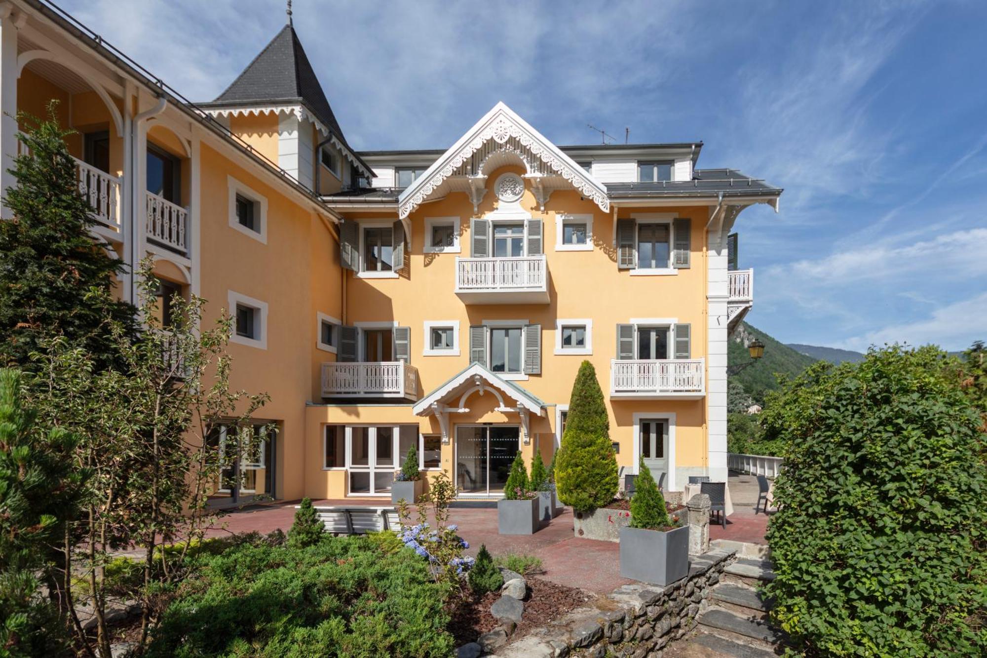 Hotel Le Belvedere Brides-les-Bains Exteriör bild
